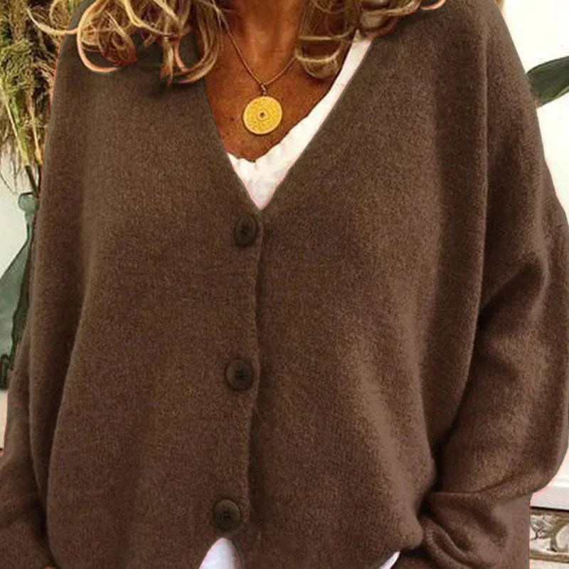 Birgit | Damen Freizeit-Strickjacke mit V-Ausschnitt und Knöpfen