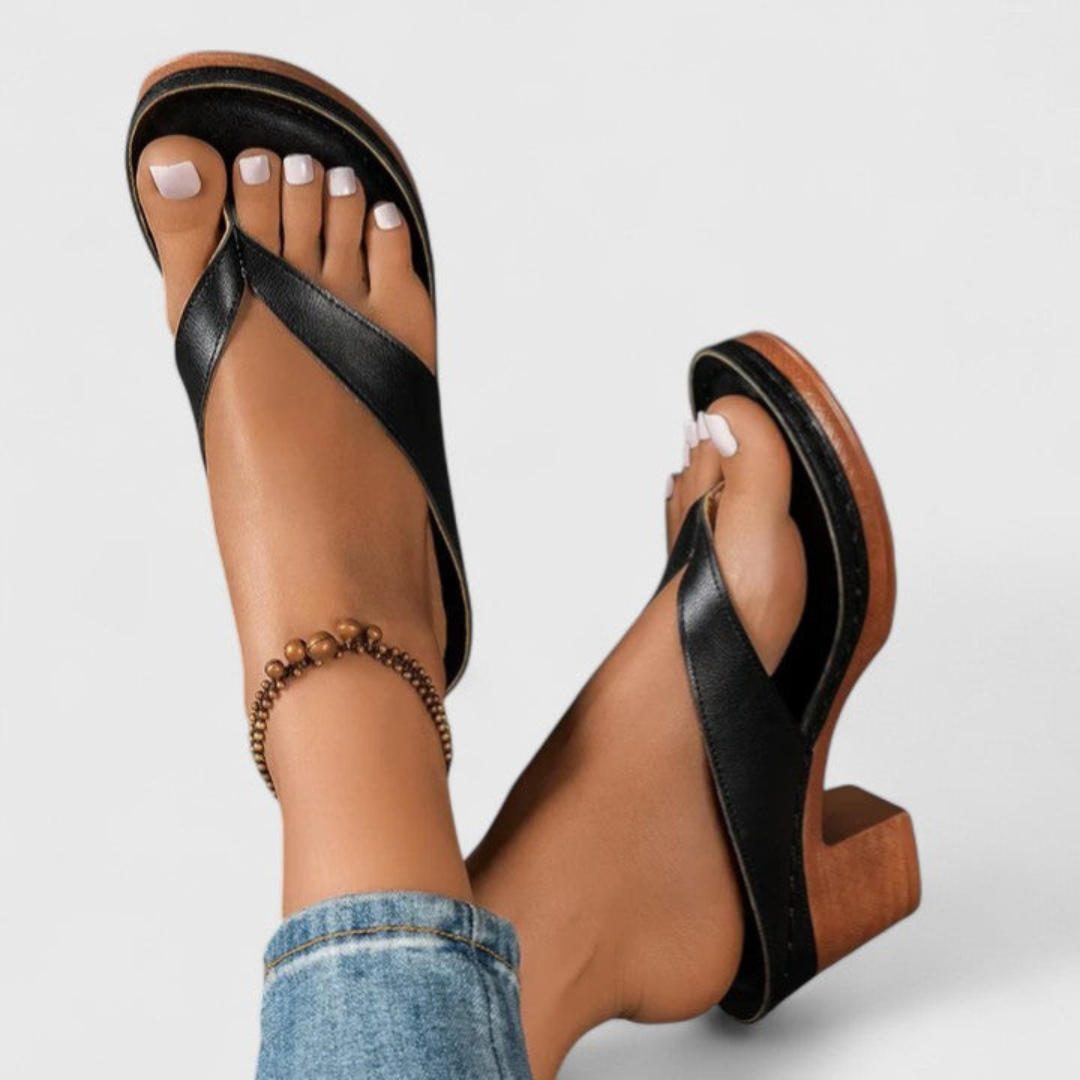 Birgit Chunky Heel Toe-Post Sandals
