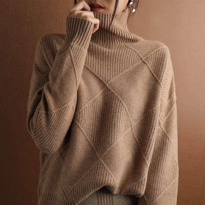 Natalie | Gemütlicher Zopfmuster Rollkragenpullover