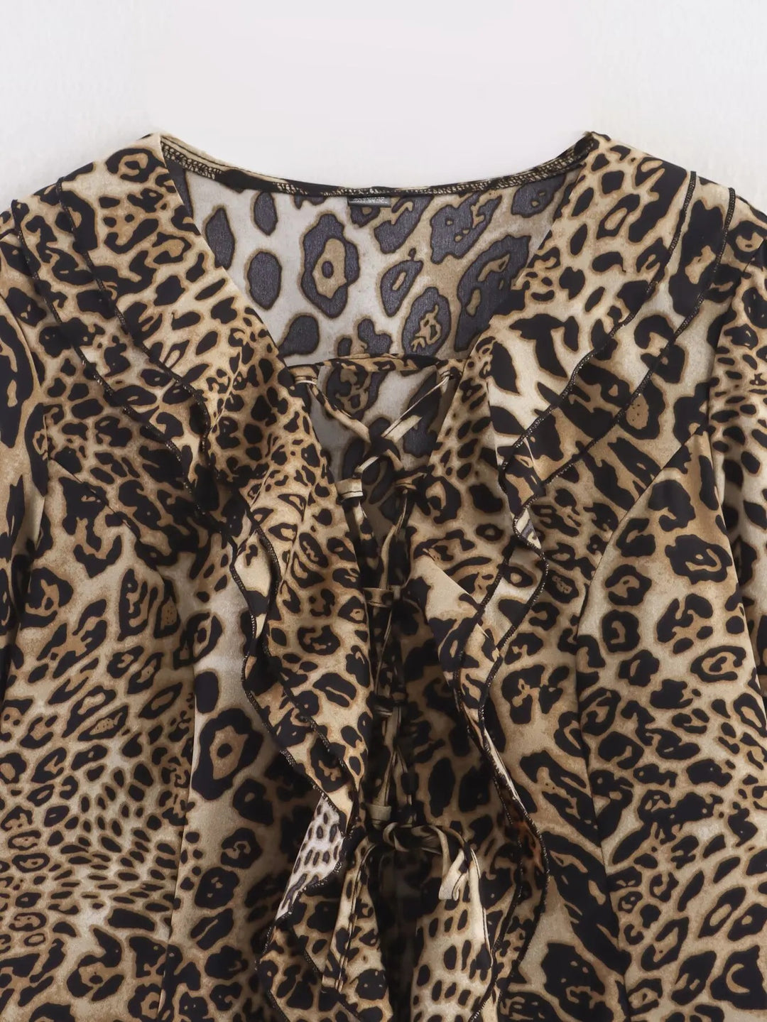 Eva | Damen Sommer Leopardenbluse Mit Rüschenkragen