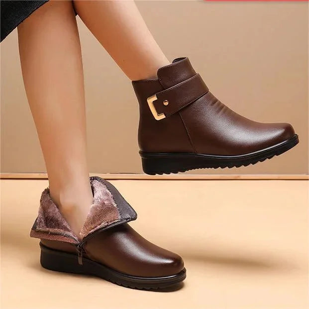 Edith | Damen Freizeitstiefeletten mit Schnalle und Fellfutter