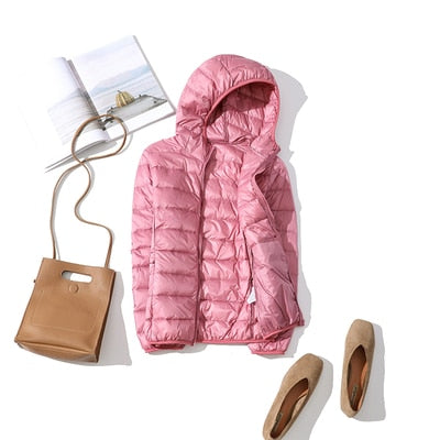 Kerstin | Damen Modische Glänzende Kurze Winterjacke