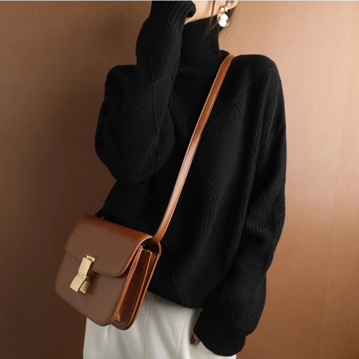 Natalie | Gemütlicher Zopfmuster Rollkragenpullover