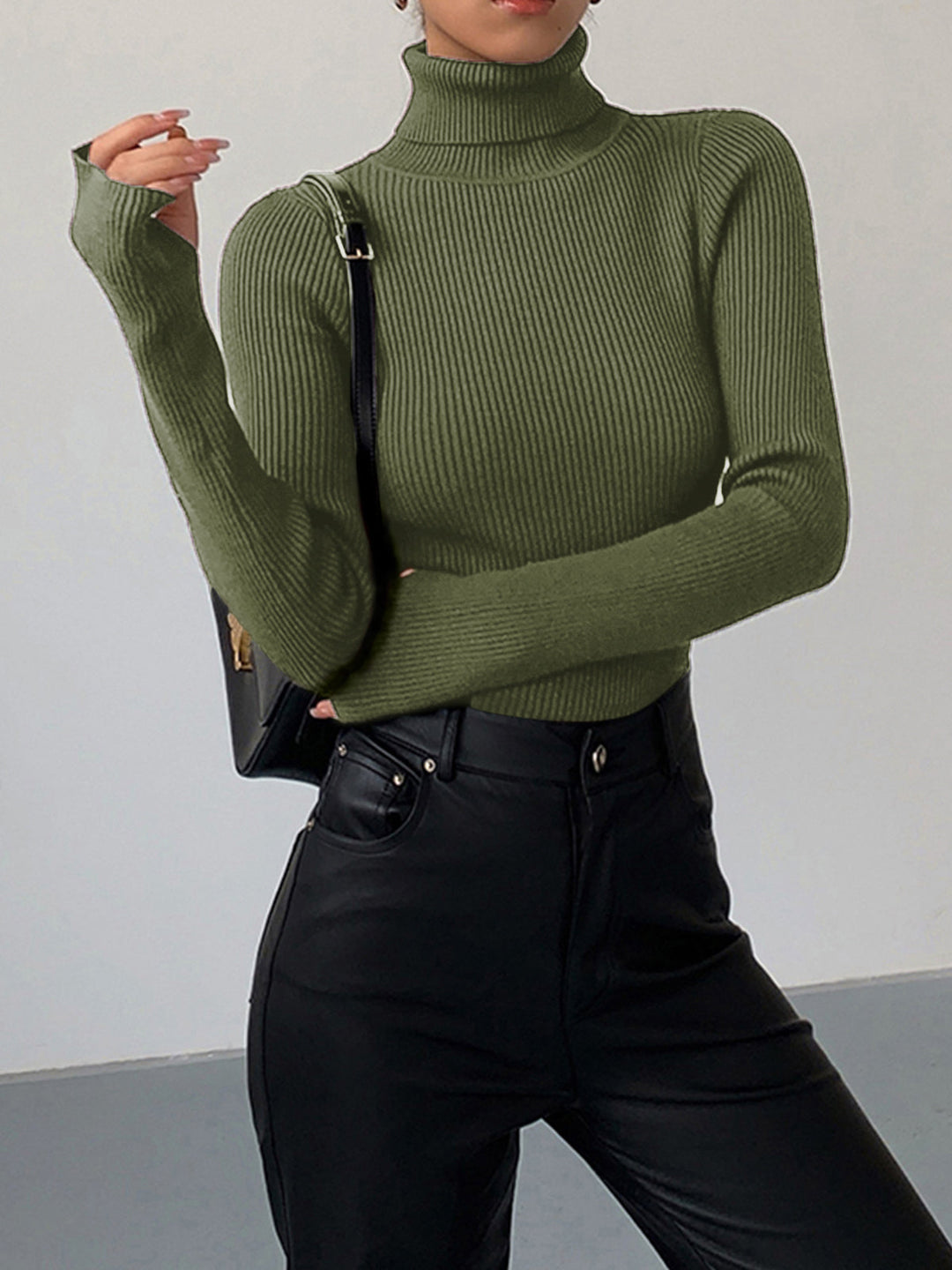 Ruby | Damen Minimalistisches Schlankes Rollkragen Top