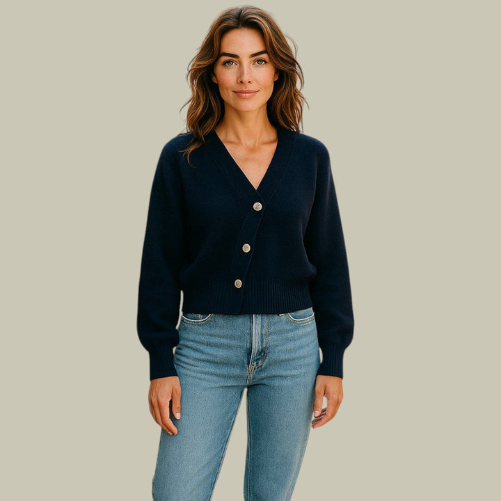Marion | Damen Weiche Merinowoll-Strickjacke mit V-Ausschnitt und Knöpfen