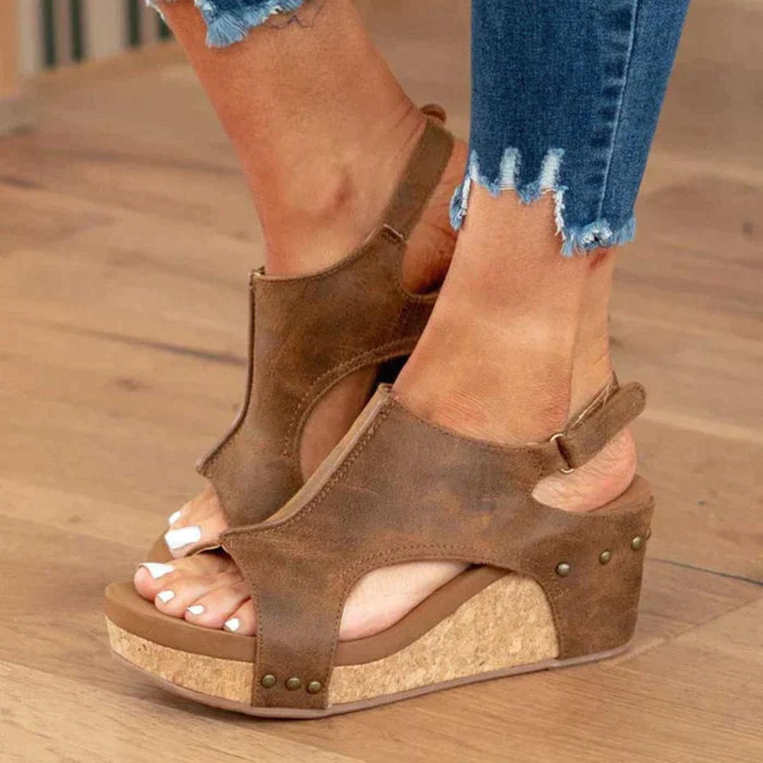 Angela | Damen Keilsandalen zum Hineinschlüpfen mit offenem Zehenbereich