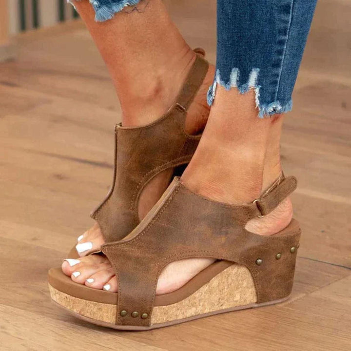 Angela | Damen Keilsandalen zum Hineinschlüpfen mit offenem Zehenbereich
