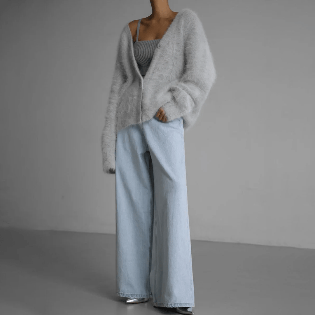 Edith | Damen Trendige Flauschige Strickjacke mit Knopfleiste