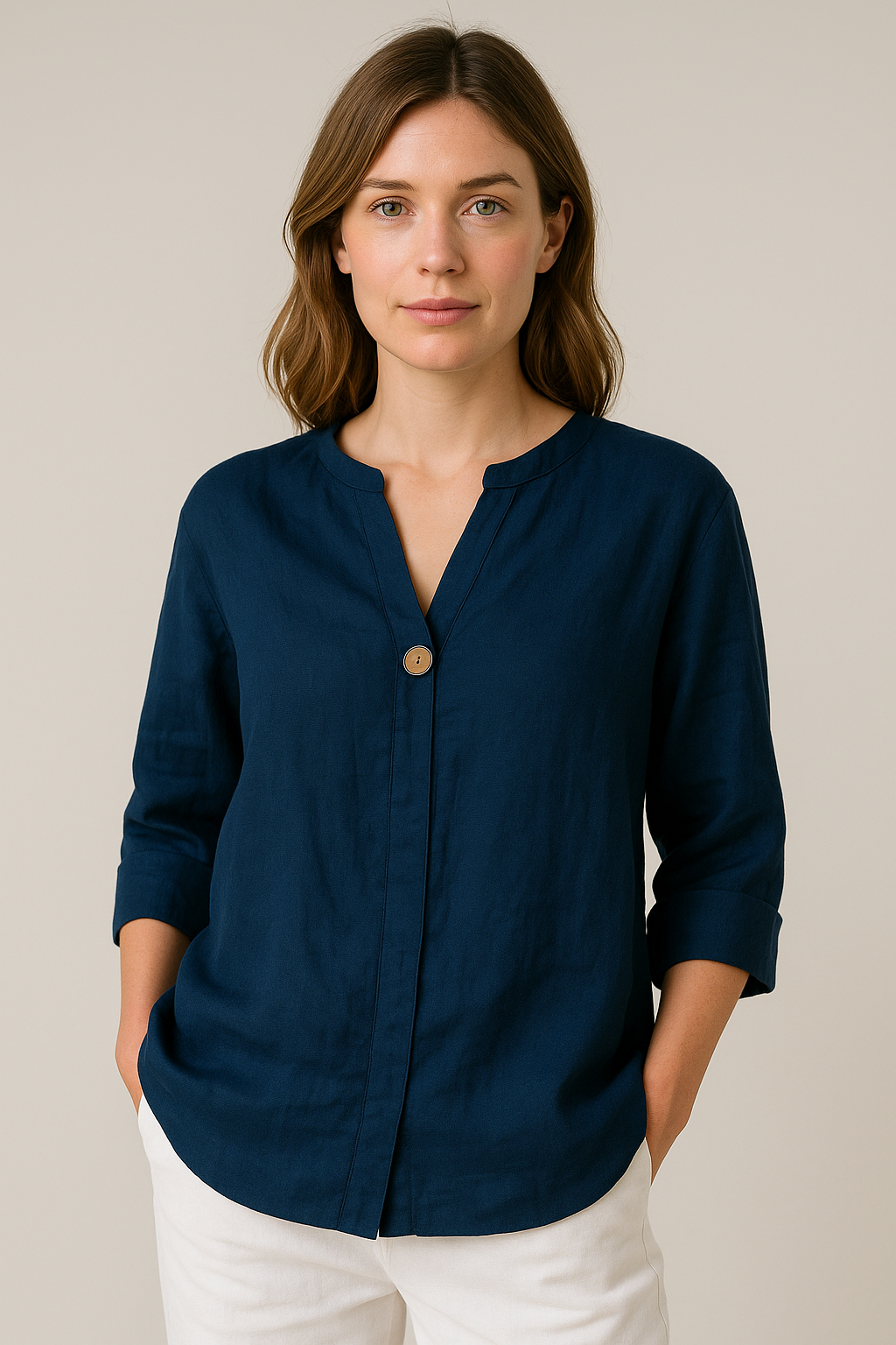 Stefanie | Damen Locker sitzende Bluse mit V-Ausschnitt und Knopfdetails