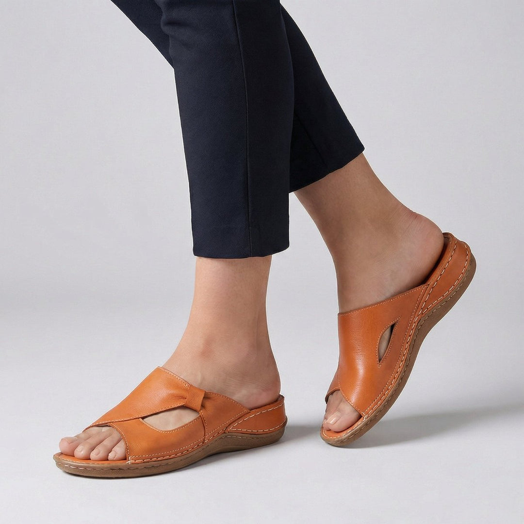 Damen Bequeme Sandalen Flache Mule-Sandale mit Cut-Out-Detail - Orange