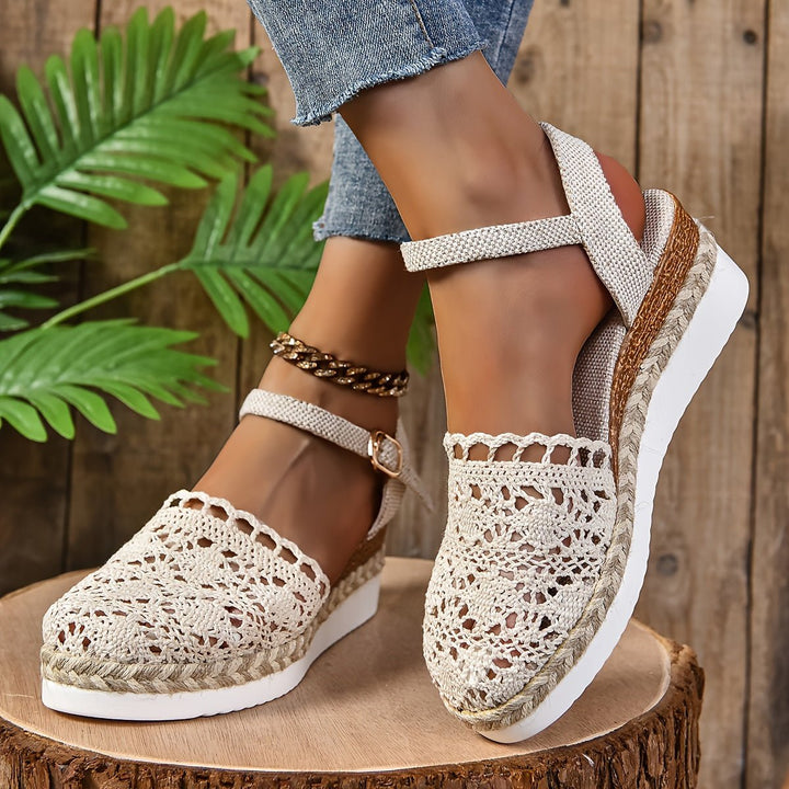 Damen Bequeme Sandalen Häkeloptik Keilabsatz Knöchelriemen