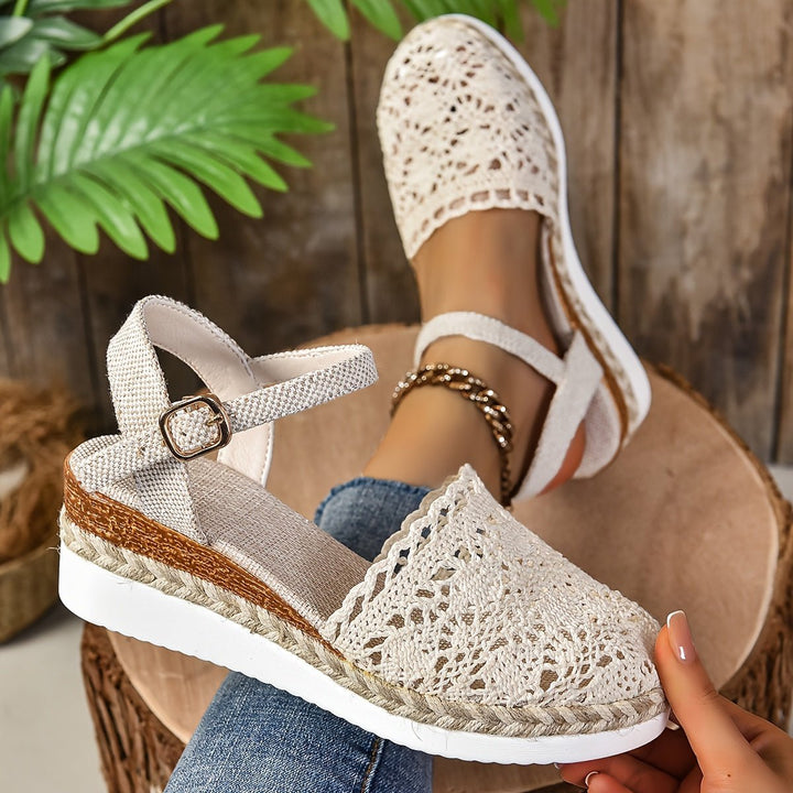 Damen Bequeme Sandalen Häkeloptik Keilabsatz Knöchelriemen