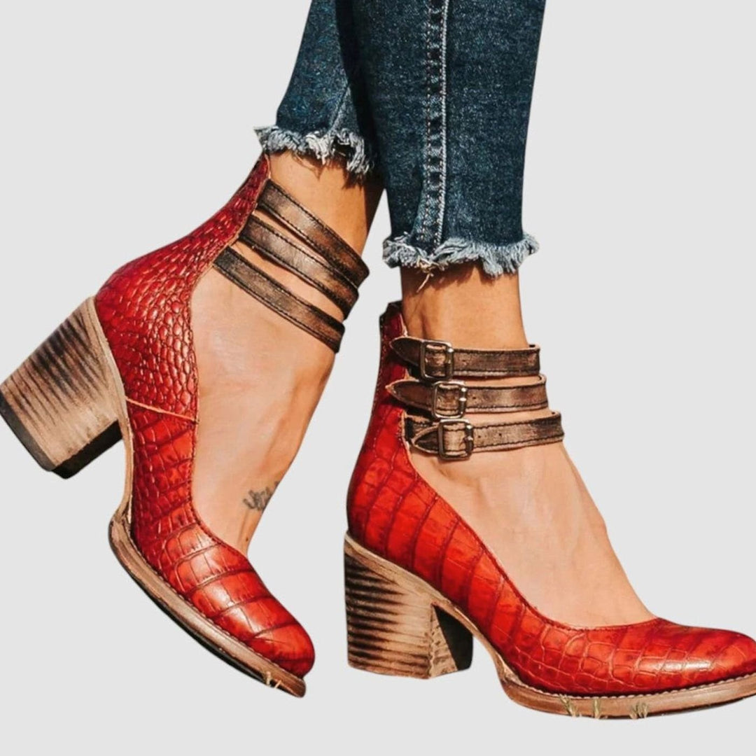 Damen Blockabsatz-Pumps mit Doppeltem Knöchelriemen Cut-Out - Rote Schlange