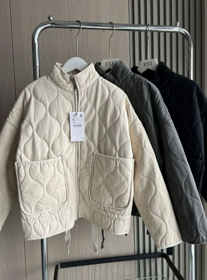 Damen Cropped Steppjacke mit Stehkragen Reißverschluss und Taschen