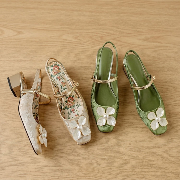 Damen Elegante Mary-Jane-Pumps mit Blütendetail und Blockabsatz