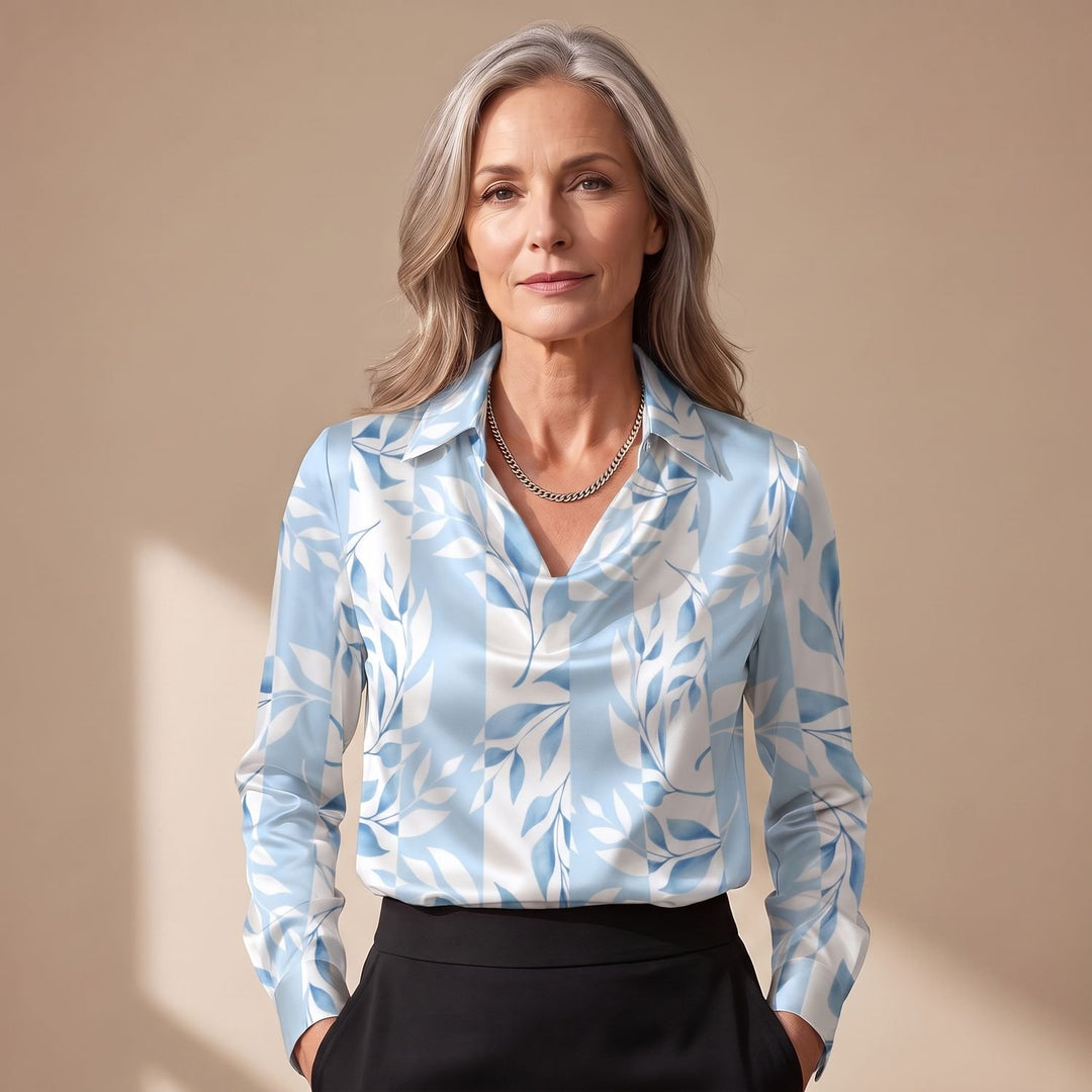 Damen Elegante Satin-Bluse mit Wasserfallausschnitt und Hemdkragen - Hellblau Blumenmuster