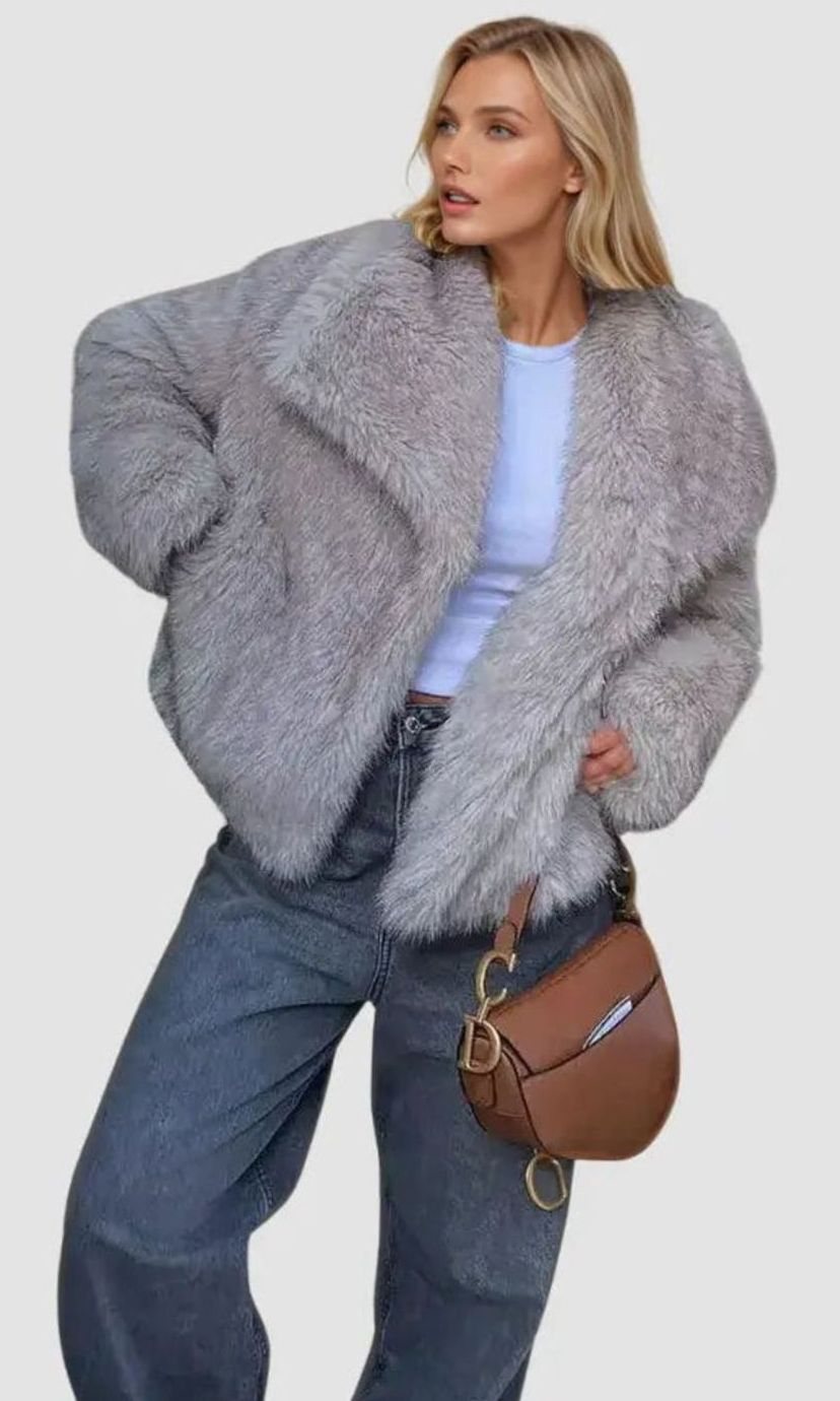 Damen Flauschige Kunstfell-Jacke mit Oversized Revers