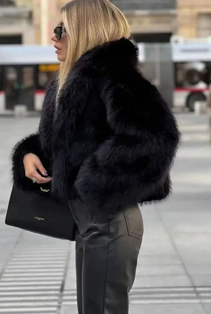 Damen Flauschige Kunstfell-Jacke mit Oversized Revers