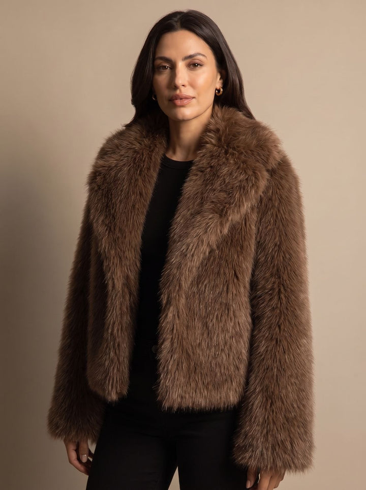 Damen Kunstfell Kurzjacke mit Oversized Kragen