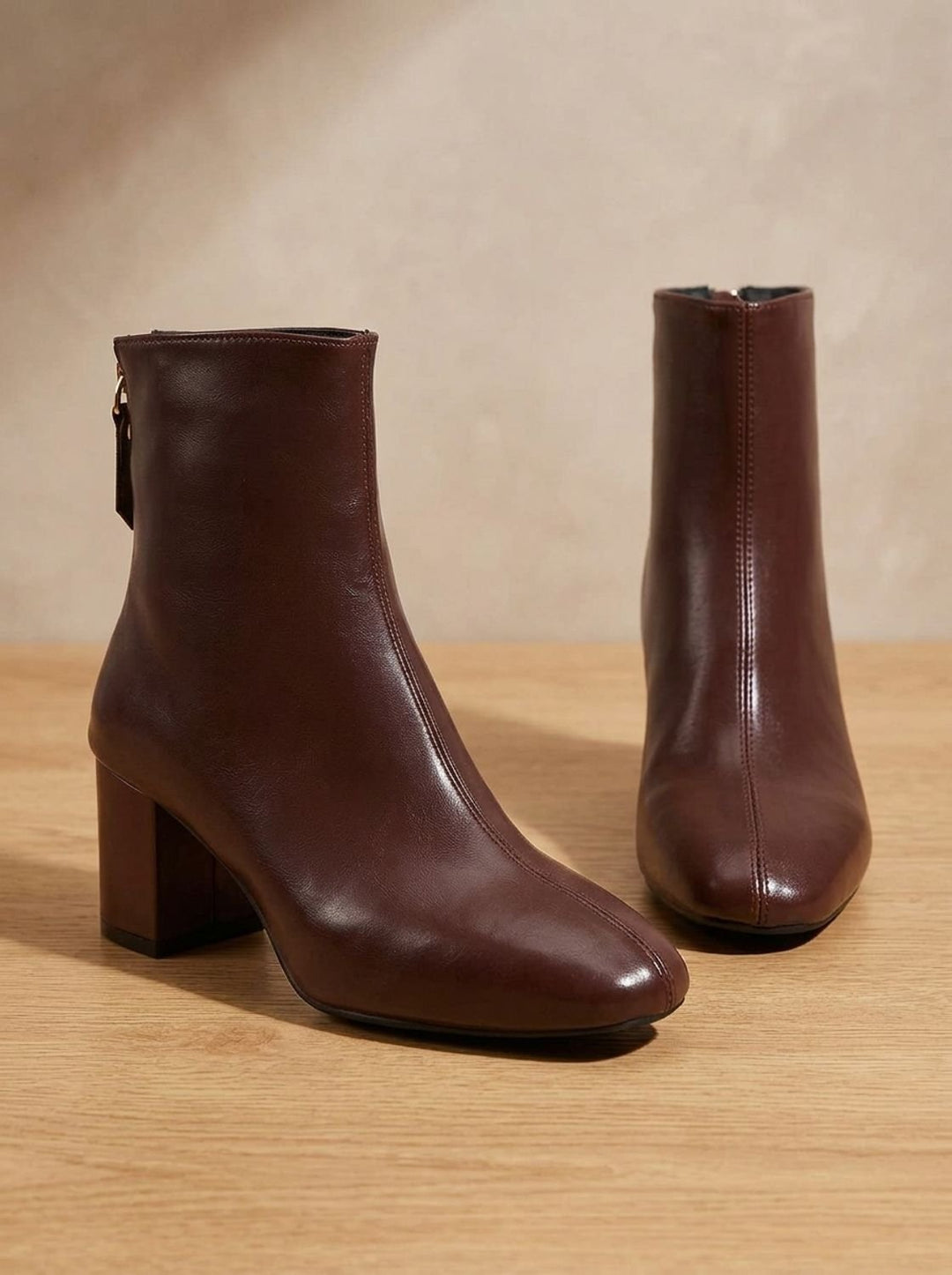 Damen Kunstleder-Stiefeletten mit Blockabsatz und Reißverschluss - Rot