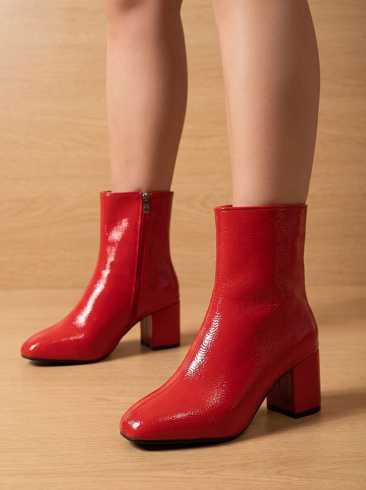 Damen Kunstleder Stiefeletten mit Blockabsatz und Seitlichem Reißverschluss - Rot
