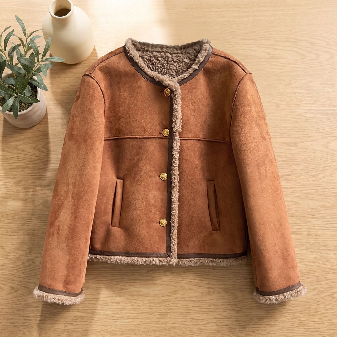 Damen Kurze Lederjacke mit Kunstlammfell-Futter und Goldknöpfen