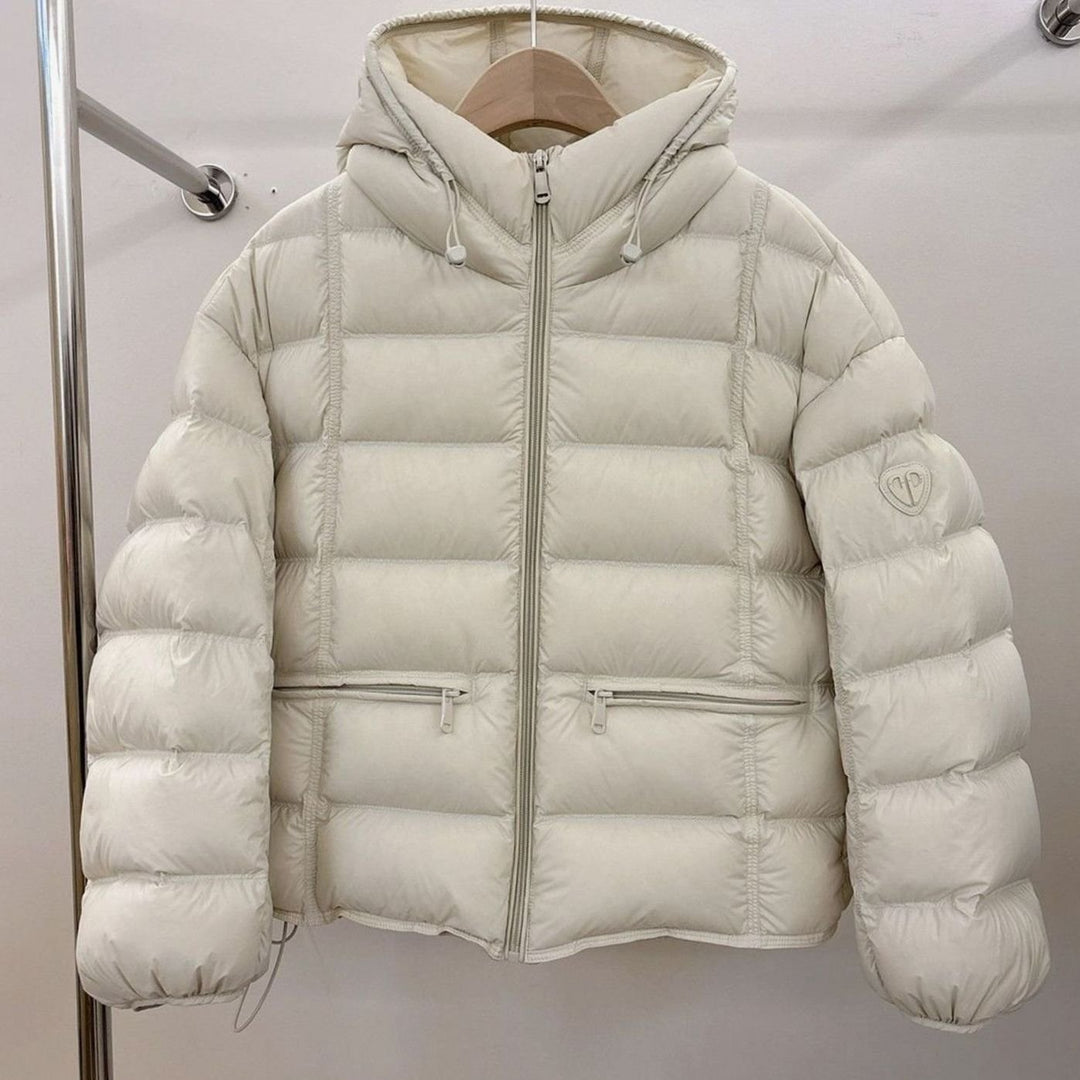 Damen Kurze Thermo-Steppjacke mit Kapuze und Reißverschlusstaschen