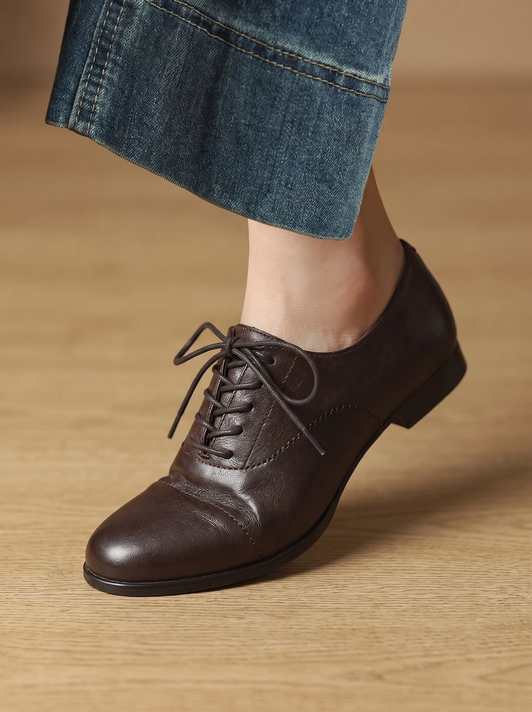 Damen Leder Oxford Schuhe mit Schnürung und Cap-Toe Flach - Schwarz