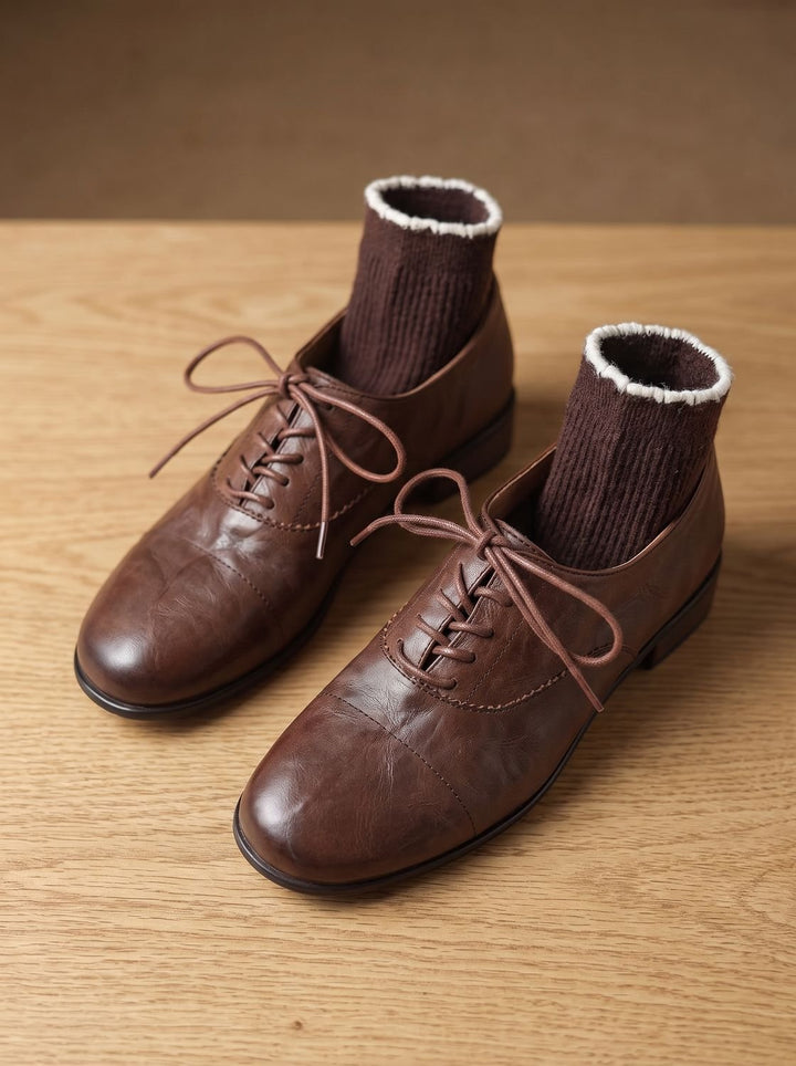 Damen Leder Oxford Schuhe mit Schnürung und Cap-Toe Flach