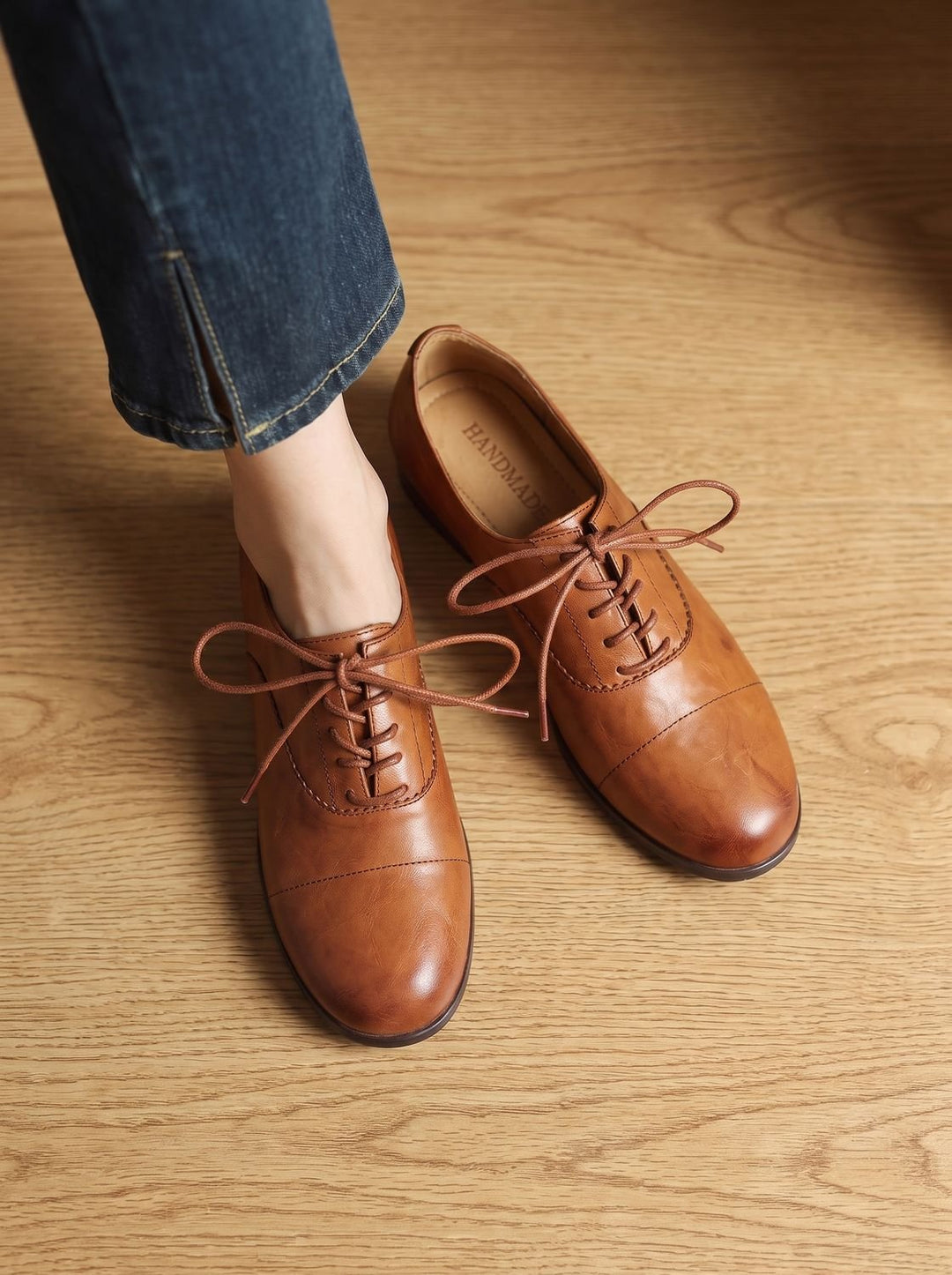 Damen Leder Oxford Schuhe mit Schnürung und Cap-Toe Flach