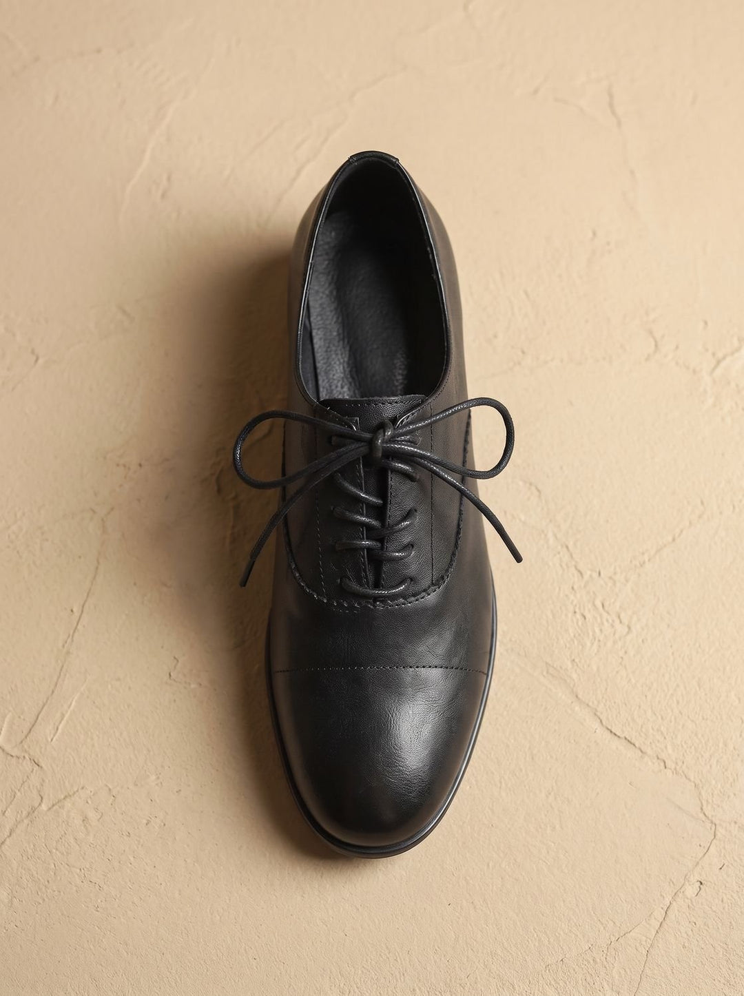 Damen Leder Oxford Schuhe mit Schnürung und Cap-Toe Flach
