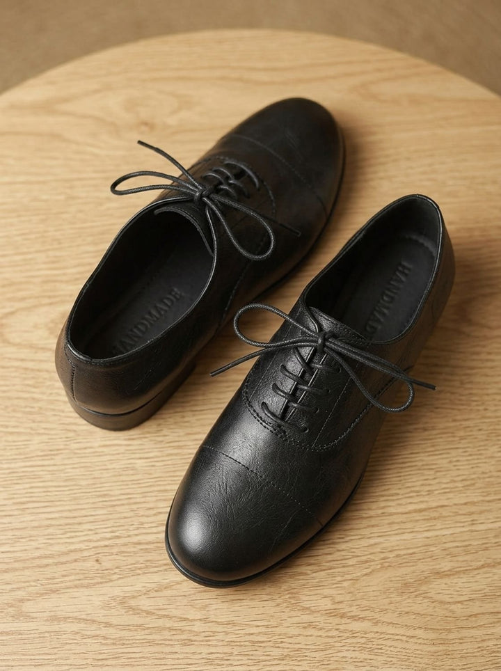 Damen Leder Oxford Schuhe mit Schnürung und Cap-Toe Flach