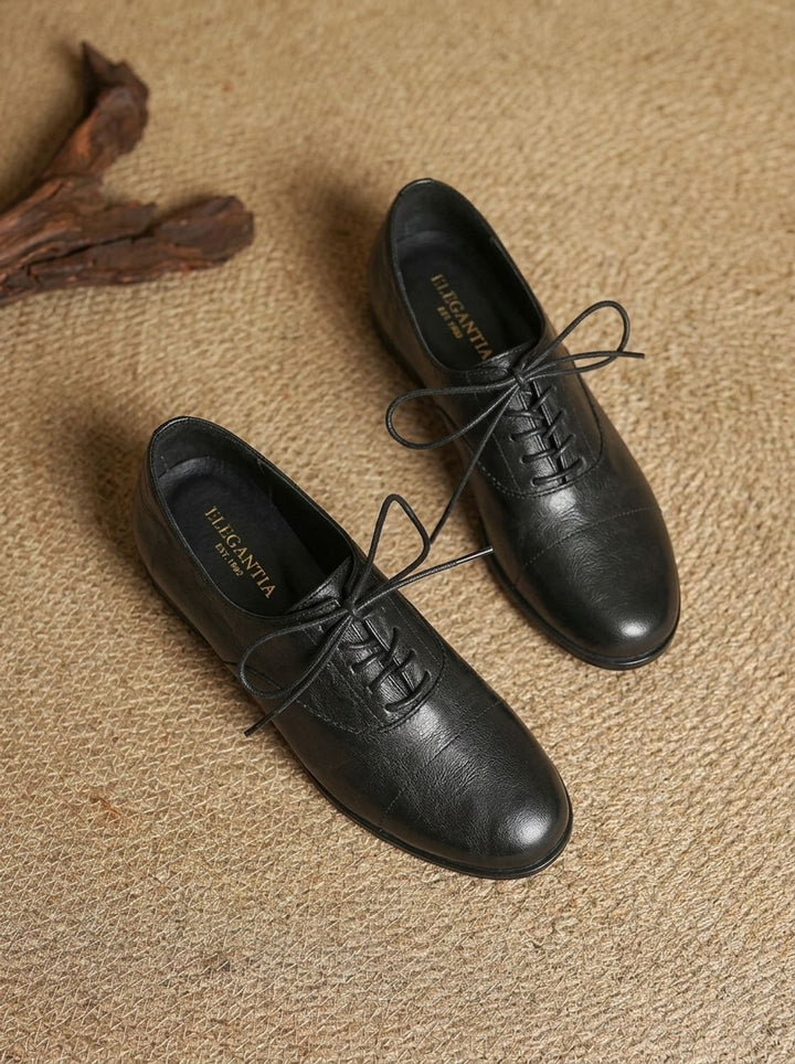 Damen Leder Oxford Schuhe mit Schnürung und Cap-Toe Flach