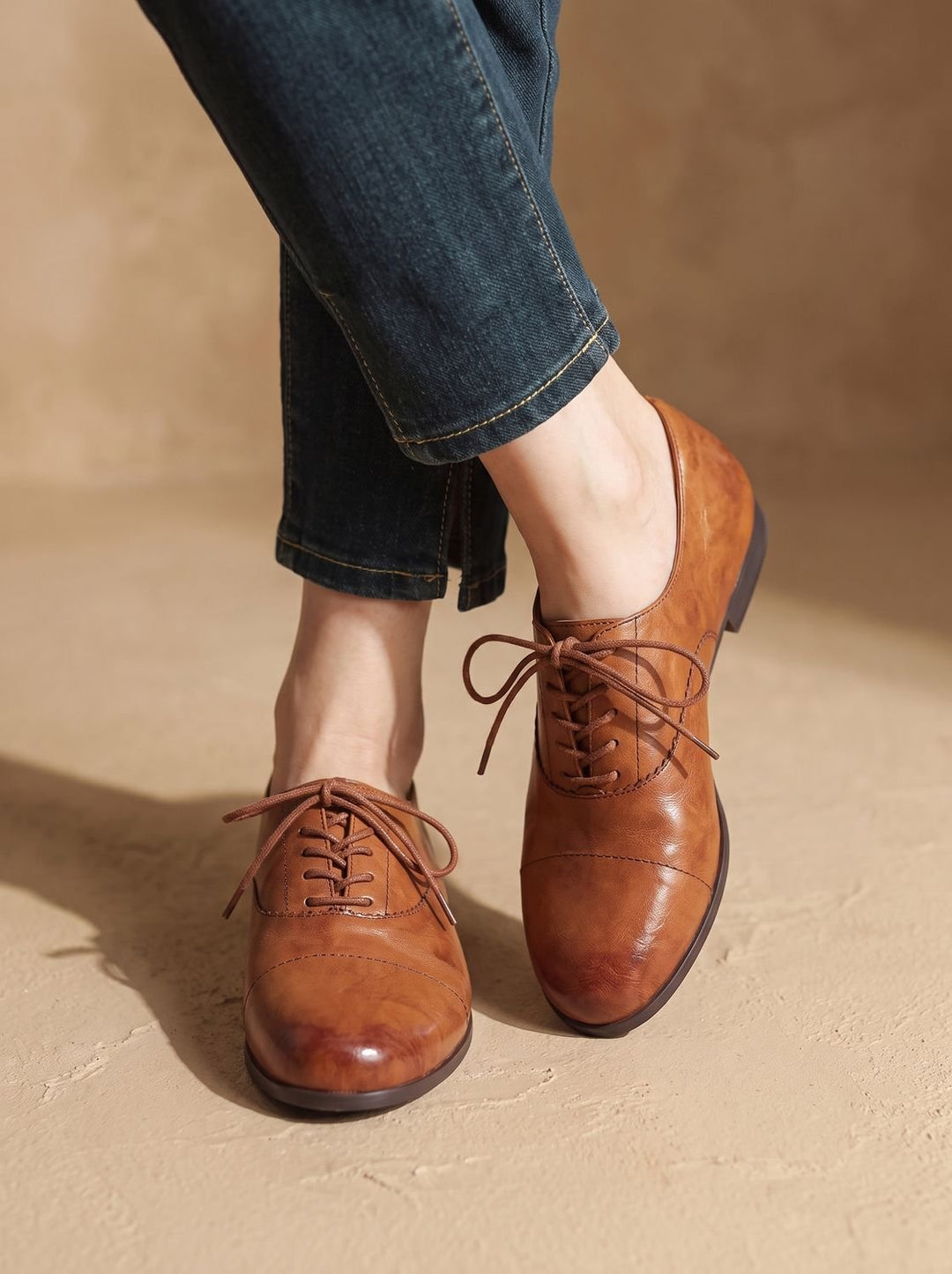 Damen Leder Oxford Schuhe mit Schnürung und Cap-Toe Flach