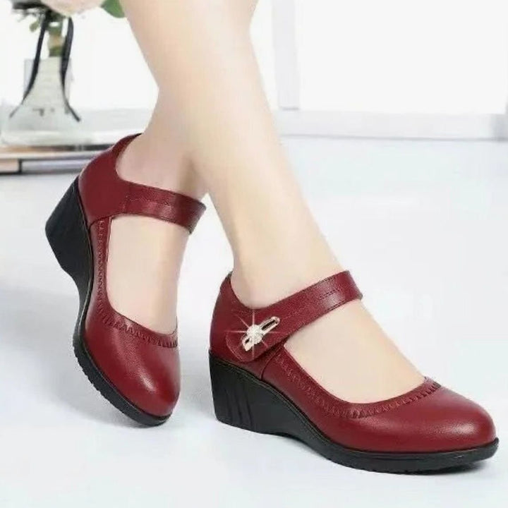 Damen Mary-Jane Keilabsatz-Pumps mit Klettverschluss