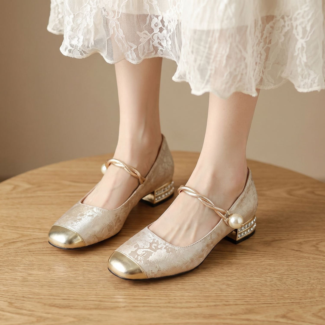 Damen Mary Jane Schuhe mit Perlenriemen und Blockabsatz