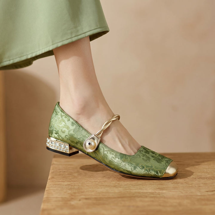 Damen Mary Jane Schuhe mit Perlenriemen und Blockabsatz