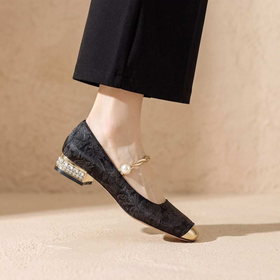 Damen Mary Jane Schuhe mit Perlenriemen und Blockabsatz