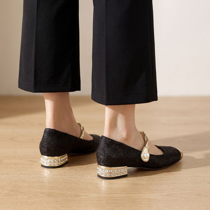 Damen Mary Jane Schuhe mit Perlenriemen und Blockabsatz