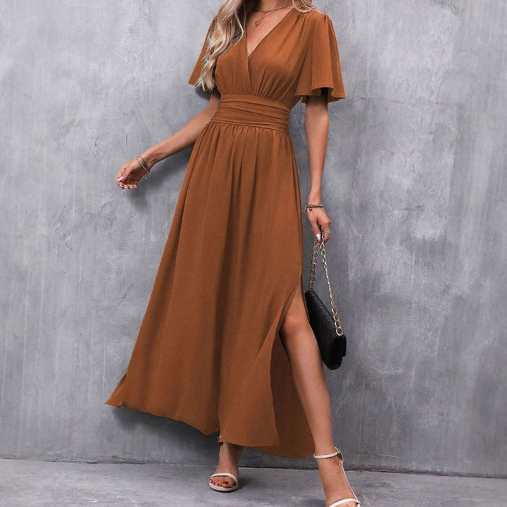 Damen Maxi-Kleid mit V-Ausschnitt Flatternden Ärmeln und Seitenschlitz - Karamell
