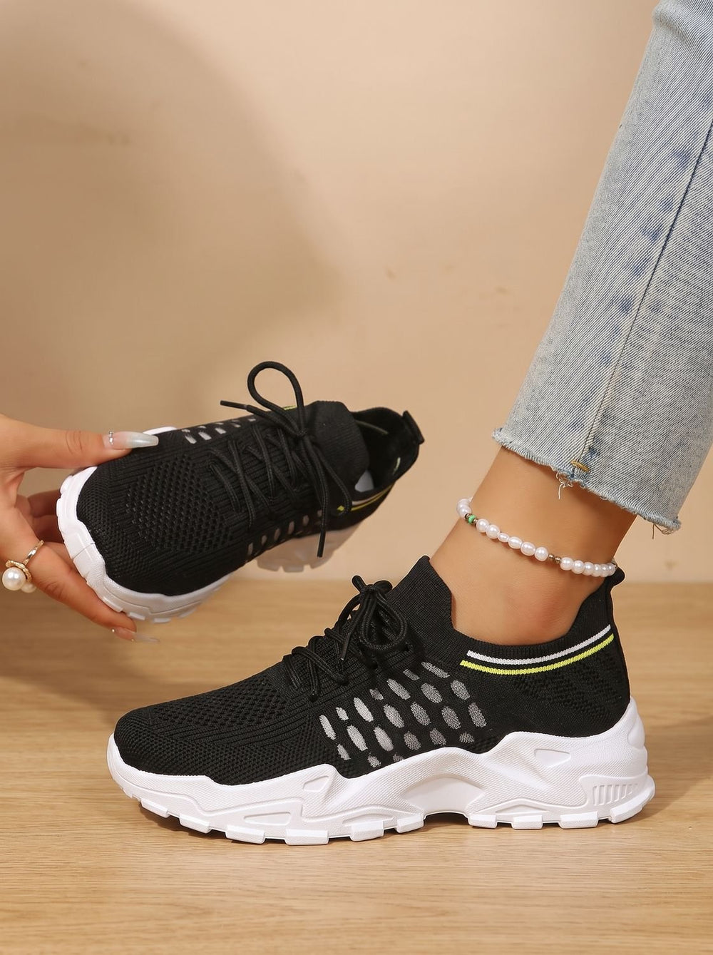 Damen Orthopädische Sneaker mit Schnürung und Dämpfung - Schwarz