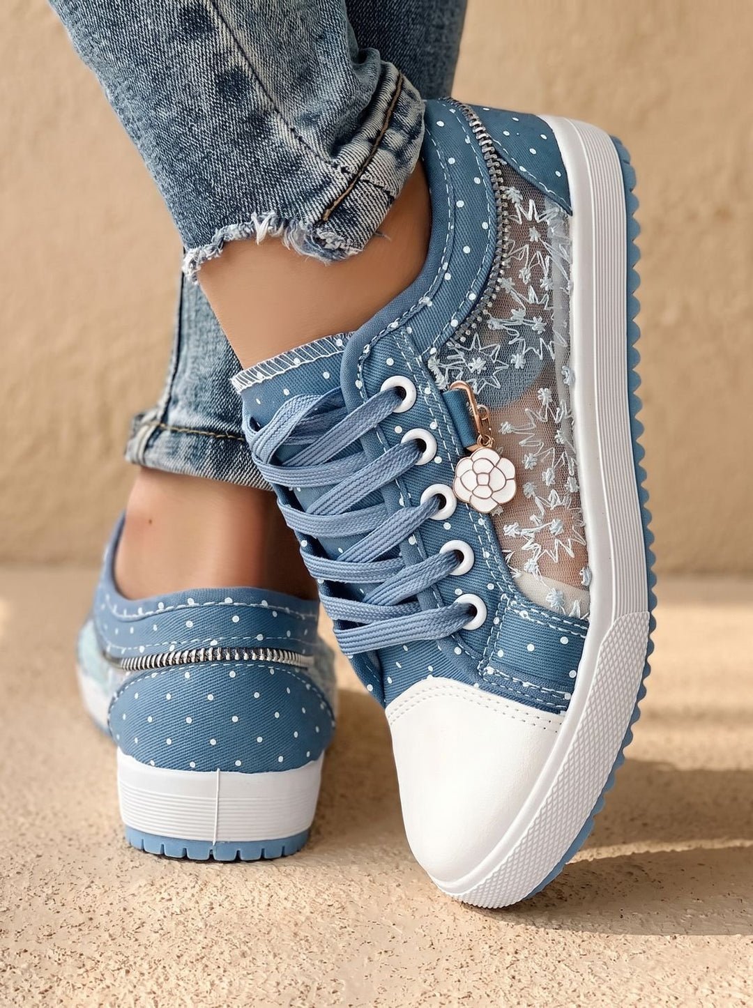 Damen Orthopädische Sneaker mit Spitzenbesatz Blumendetail Schnürschuh