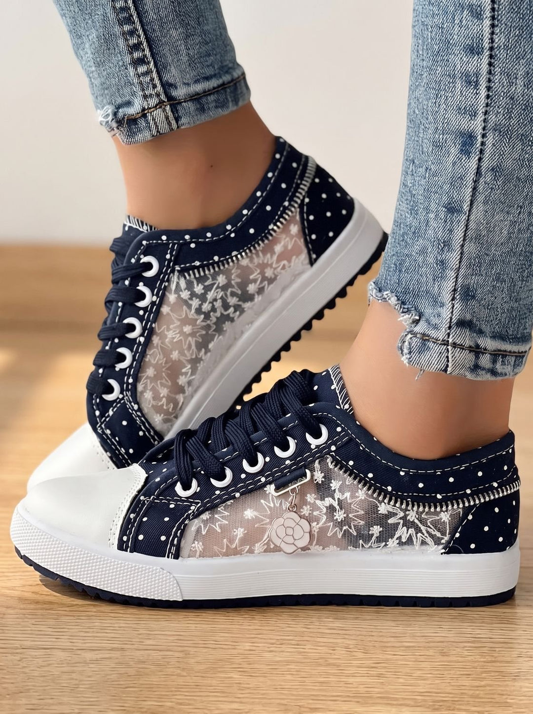 Damen Orthopädische Sneaker mit Spitzenbesatz Blumendetail Schnürschuh - Marineblau