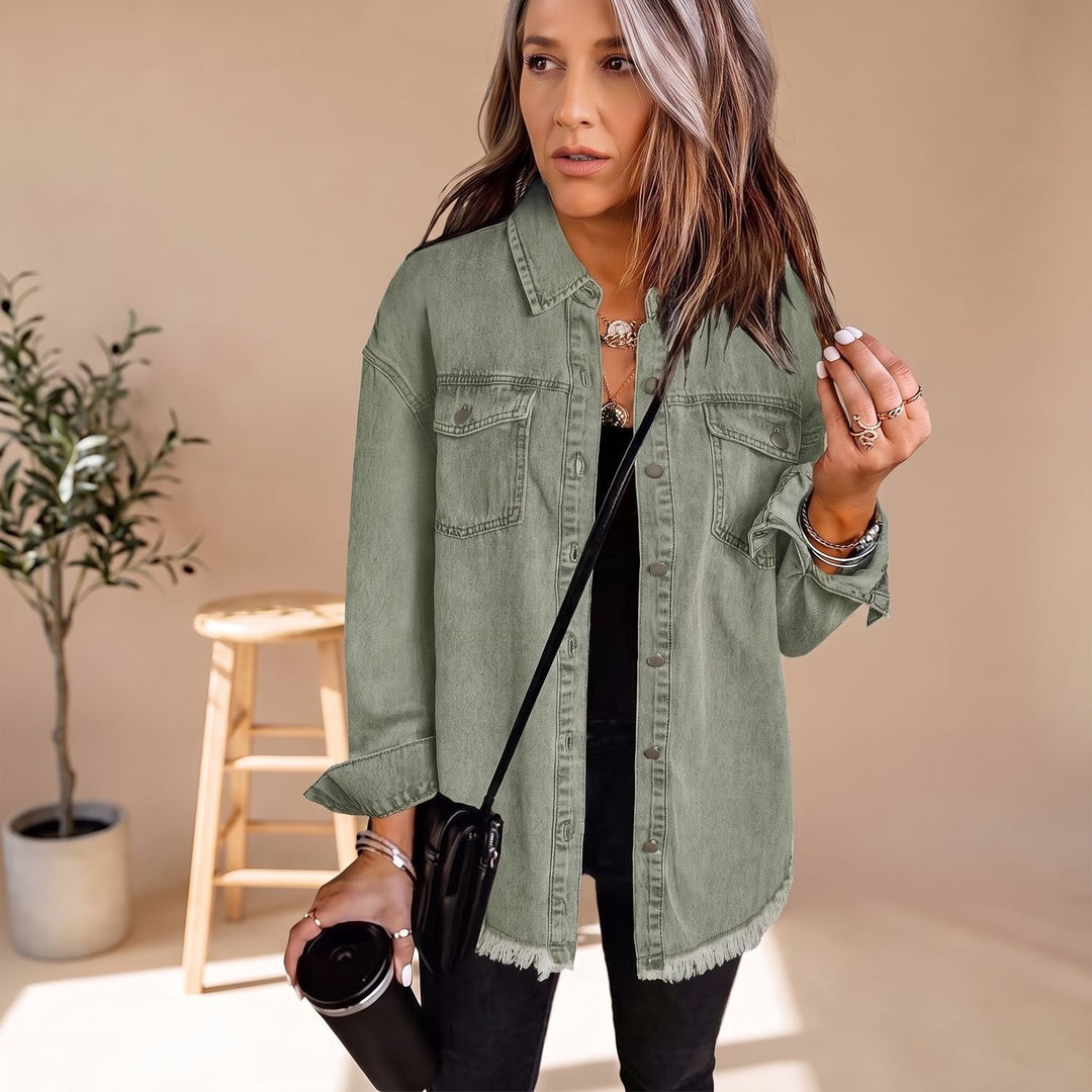 Damen Oversized Jeansjacke mit Druckknöpfen und Fransen-Saum - Olivgrün