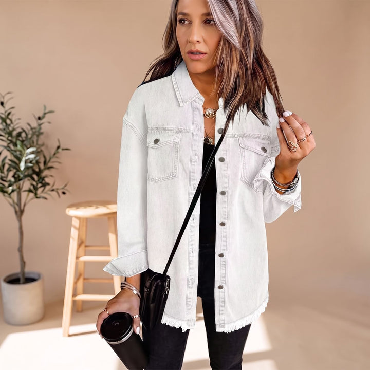 Damen Oversized Jeansjacke mit Druckknöpfen und Fransen-Saum - Weiß