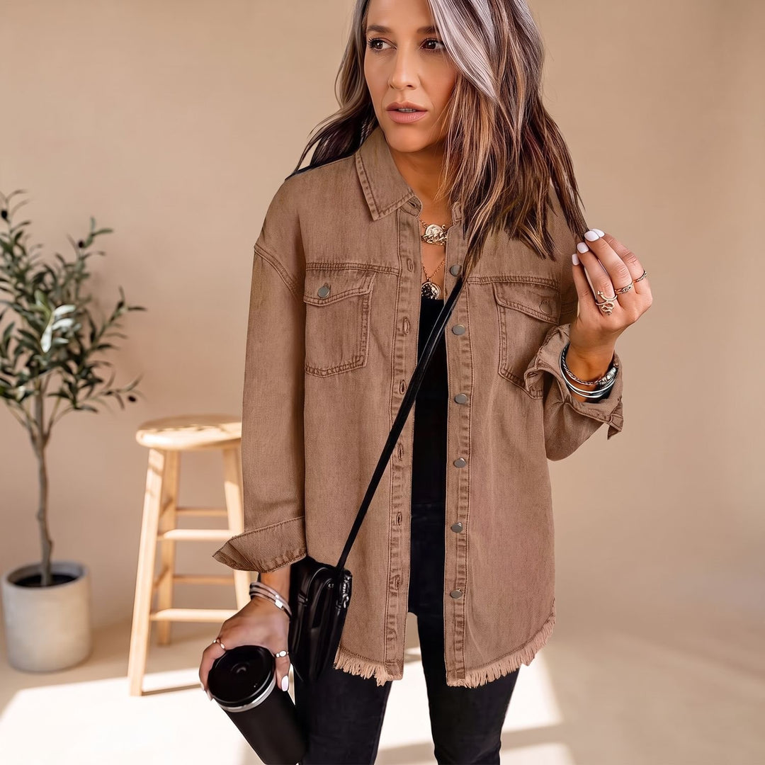 Damen Oversized Jeansjacke mit Druckknöpfen und Fransen-Saum - Braun