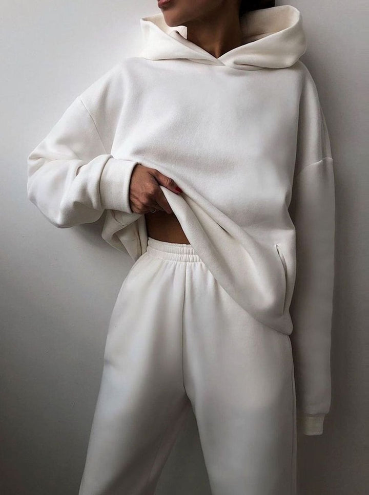 Damen Oversized Kapuzen-Strickpullover mit Jogginghose im Set - Weiß