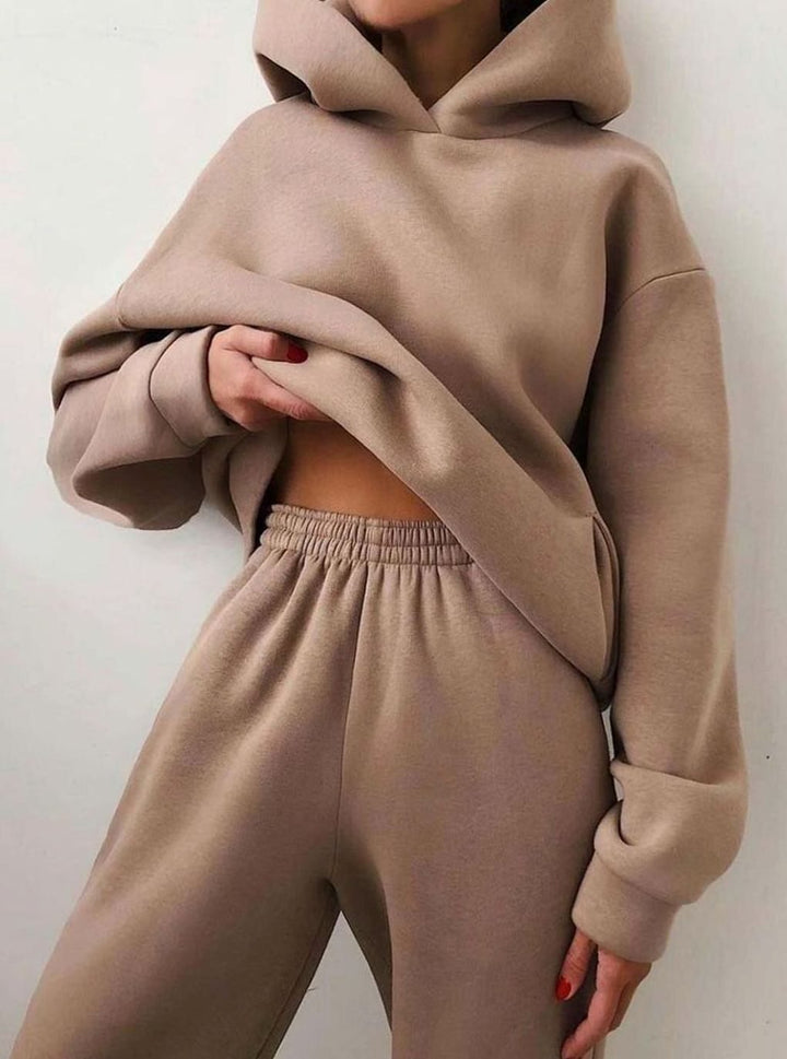 Damen Oversized Kapuzen-Strickpullover mit Jogginghose im Set - Braun