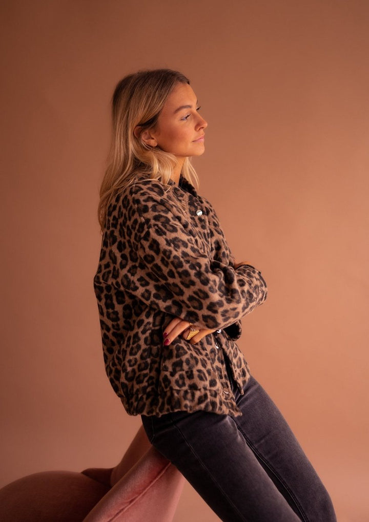 Damen Oversized Quilted Jacket Leopardenmuster Druckknopf