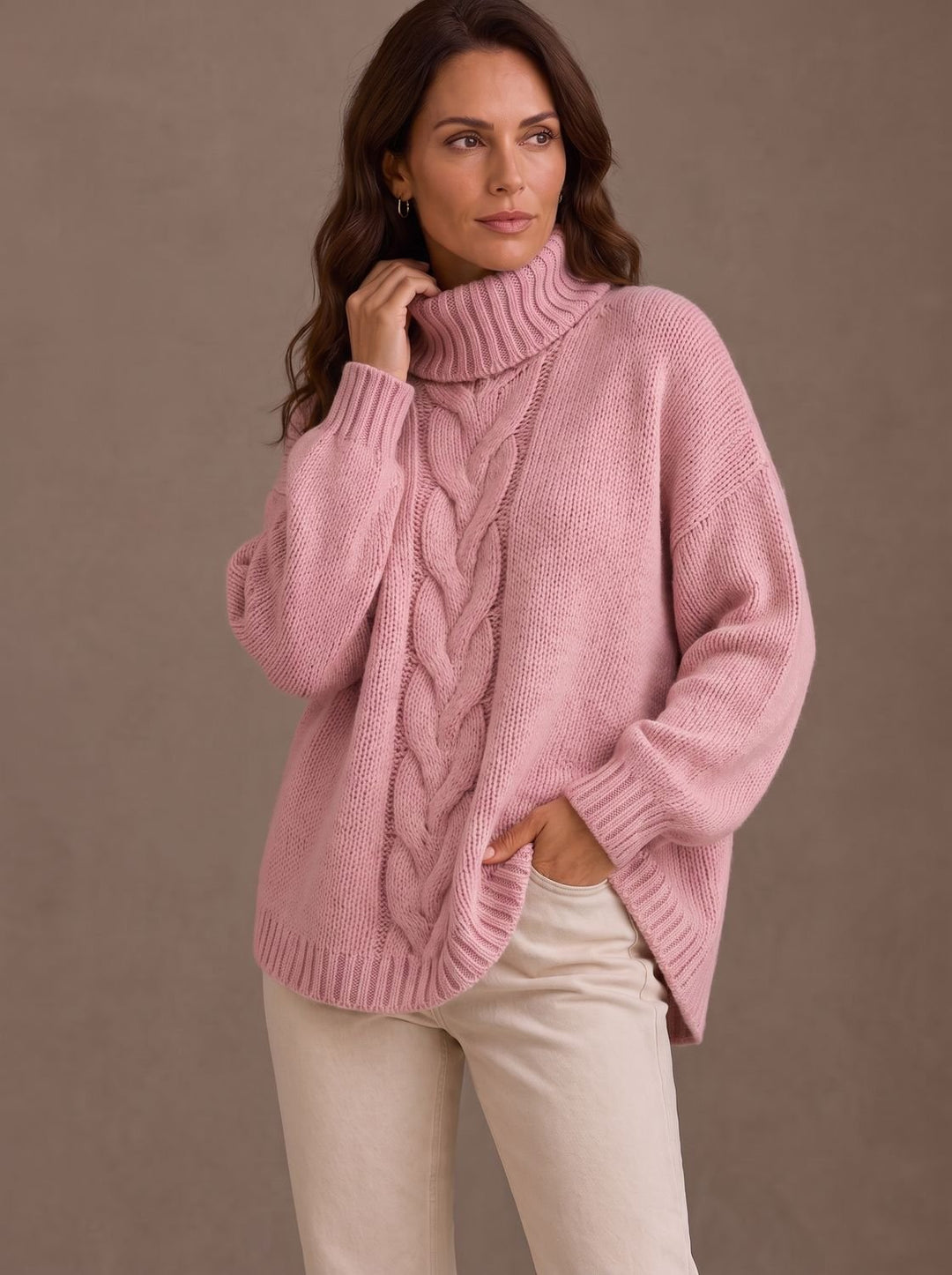 Damen Oversized Zopfmuster-Rollkragenpullover mit Seitenschlitzen - Rosa